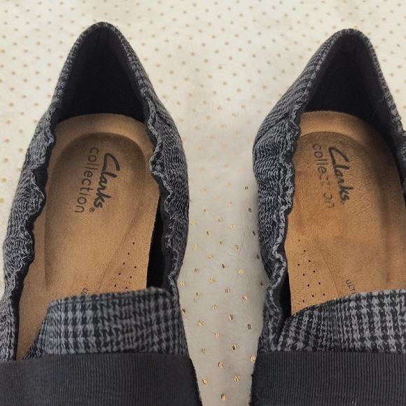 Clarks Houndstooth Plaid Grey Slip-On Classic Loafer Square Toe Flats - Picture 2 of 9